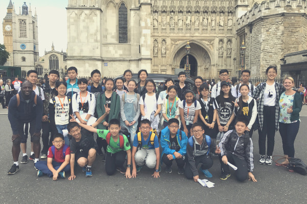 时Yifei参加2017年7月英伦文化研修研学中